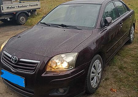 Toyota Avensis Executive 2,0-l-VVT-i Executive