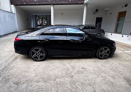 Mercedes-Benz CLA 180 - Mercedes Benz