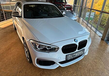 BMW M135i xDrive *LED*H&K*Premium bis 2026*