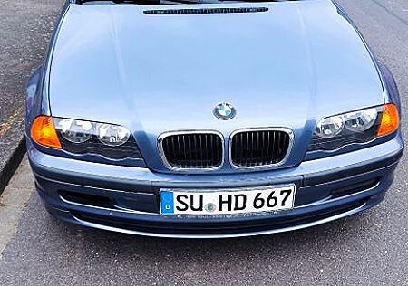 BMW 318i Garagenfahrzeug, 1.Hd EZ 1999 129500 km