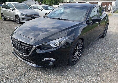 Mazda 3 SKYACTIV-D 2.2l Diesel 150PS "Center-Line" Xen