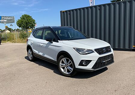Seat Arona FR/ Kamera/ DSG/ LED/ Virtual/ ACC