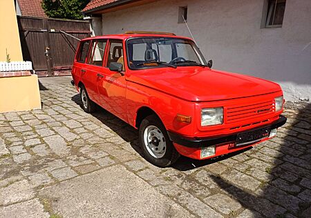 Wartburg 353 353w Tourist HU 5/2027 Oldtimer SSD AHK