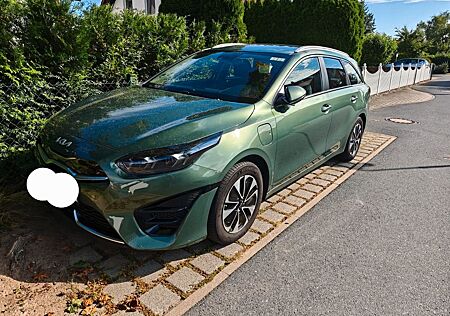 Kia Cee'd / Ceed 1.6 GDI Plug-In Hybrid Platinum...