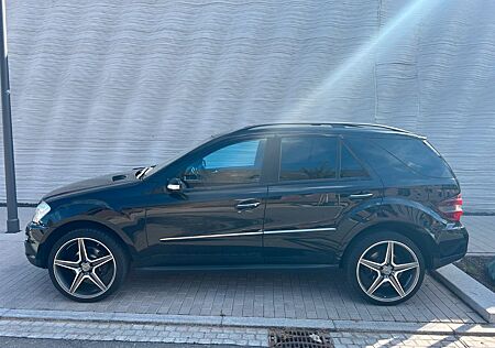 Mercedes-Benz ML 320 CDI 4MATIC // OFFROAD PAKET // AIRMATIC