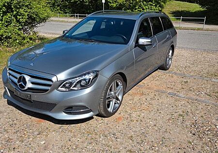Mercedes-Benz E 220 BlueTEC T AVANTGARDE
