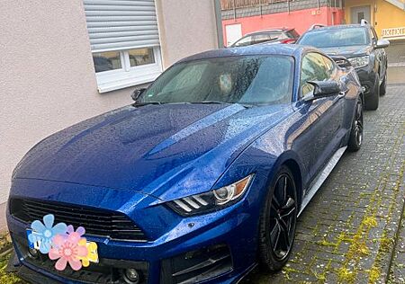 Ford Mustang EcoBoost Coupé (US-Modell) Bj. 2015