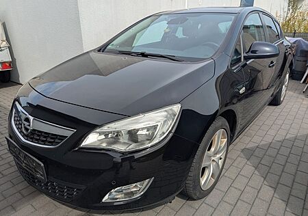 Opel Astra 1.4 Turbo , 3200€ Festpreis!