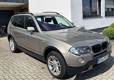 BMW X3 xDrive20i - erst 68.000km