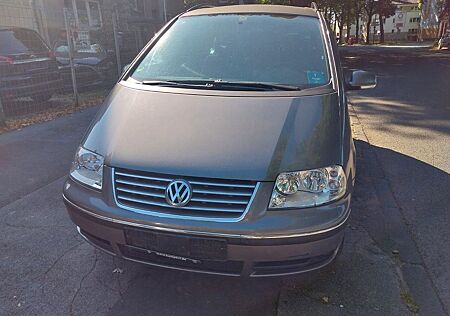 VW Sharan Volkswagen 1.9TDI 85kW United