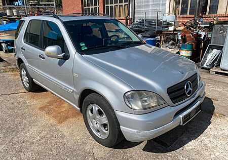 Mercedes-Benz ML 320 TÜV 07/26