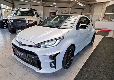 Toyota Yaris GR WRC Triple Ed. 1/300 High-Perf.