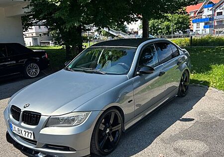 BMW 318i -