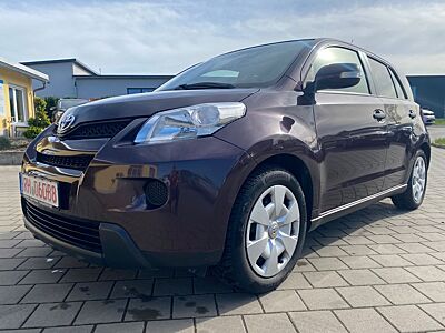 Toyota Urban Cruiser, 1 Hand, 8 fach