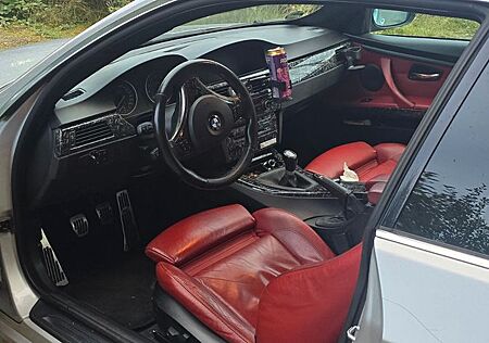 BMW 325i Coupé -
