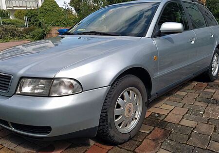 Audi A4 1.6 Avant -