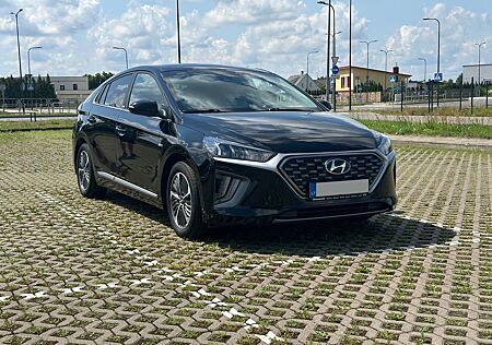 Hyundai Ioniq 1.6l GDi PLUG-IN HYBRID - LEDER, NAVI, LED