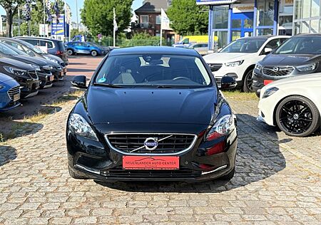 Volvo V40 T3 Momentum-Panorama-Kamera-Klima