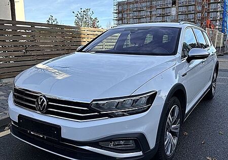 VW Passat Alltrack Volkswagen 2.0 TDI SCR 147kW DSG 4MOTIO...