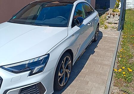 Audi A3 35 TDI S tronic S line Limousine S line