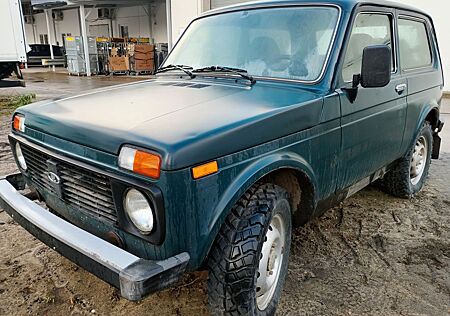 Lada Niva 1.7i Only Special Only Special