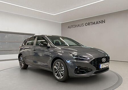 Hyundai i30 gebraucht kaufen Hyundai i30 1.5 Turbo 'Advantage' 2WD Automatik
