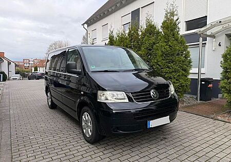 VW T5 Multivan Volkswagen 2.5TDI