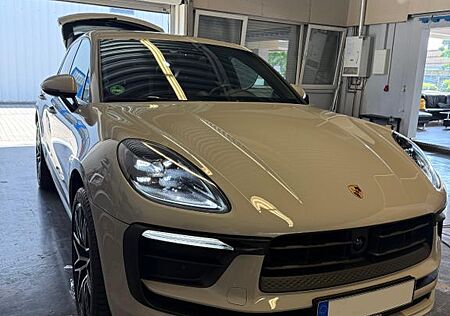 Porsche Macan T T
