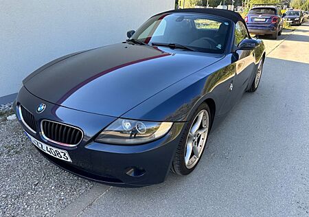 BMW Z4 Baureihe Roadster 2.2i#Tüv07/25/Klima