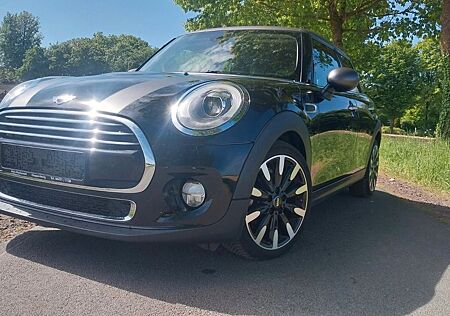 Mini Cooper 1.5 (136 PS) NAVI/XENON/SHZ/ALLW.