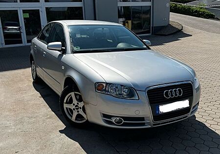 Audi A4 B5 2.0 - 2. Hand , Reparaturbedürftig