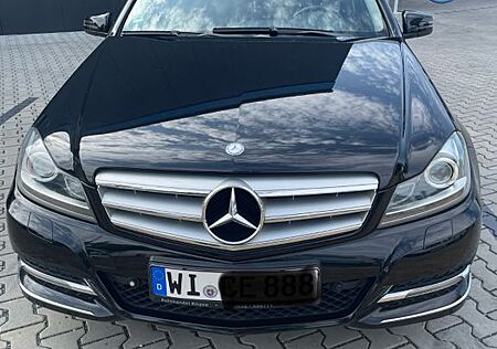 Mercedes-Benz C 180 T BlueEFFICIENCY AVANTGARDE AVANTGARDE