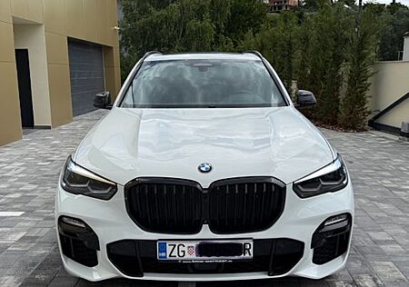 BMW X5 xDrive45e - M Sitze, Panoram, Massage
