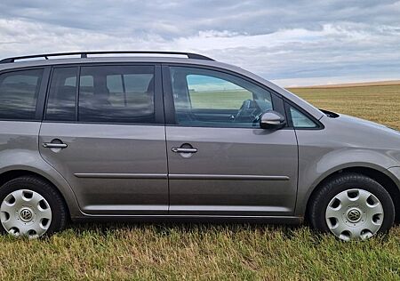 VW Touran Volkswagen 1.6 Trendline Trendline