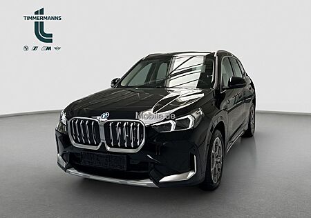 BMW iX1 xDrive30 Adaptives Fahrwerk Komfortzugang