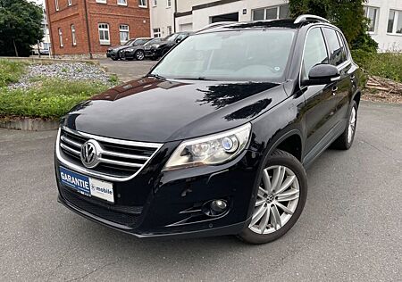 VW Tiguan Volkswagen Sport & Style 4M AHK LEDER SHZ 8xbereift