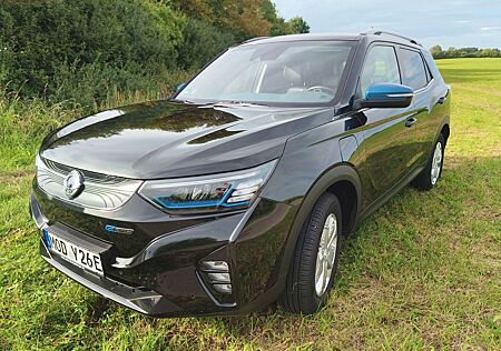 Ssangyong Korando e-Motion Titanium, AHK, Navi, LRHZ, SHZ,