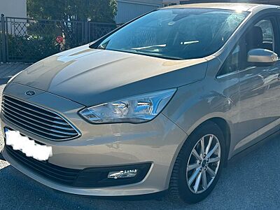 Ford Grand C-Max 1,0 EcoBoost 92kW Titanium Titanium