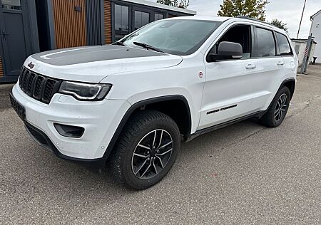 Jeep Grand Cherokee 3.0 CRD Trailhawk*Pan.D.*Kam*AHK*