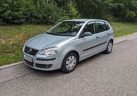 VW Polo Volkswagen 1.2 Trendline Sondermodell United