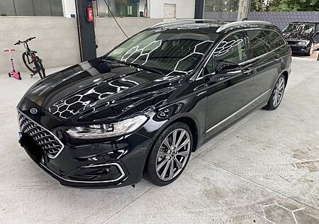 Ford Mondeo Turnier Hybrid Vignale SHZ LED Kamera