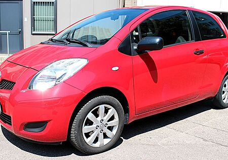 Toyota Yaris HU NEU!