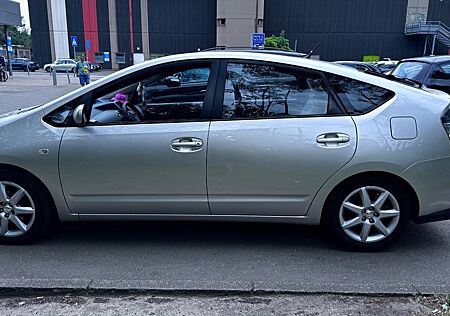 Toyota Prius 1.5-l-VVT-i Sol Sol