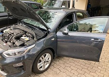 Kia Cee'd / Ceed 1.0 T-GDI Edition 7 Edition 7