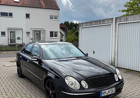 Mercedes-Benz E 200 KOMPRESSOR AVANTGARDE / AUTOMATIK