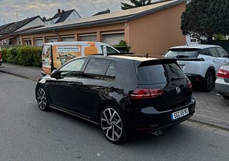 VW Golf Volkswagen 2.0 TDI DSG BMT GTD GTD
