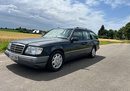 Mercedes-Benz E 280 T (S124)