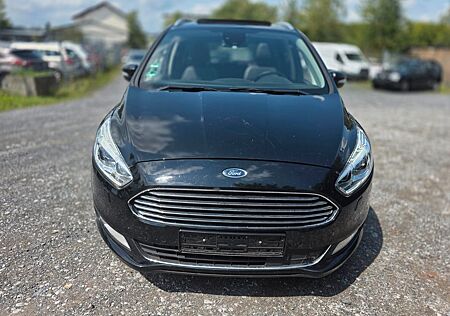 Ford Galaxy Titanium