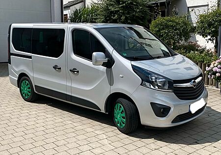 Opel Vivaro 1,6 bi turbo kombi