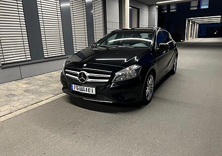 Mercedes-Benz A 180 CDI Style DCT Style
